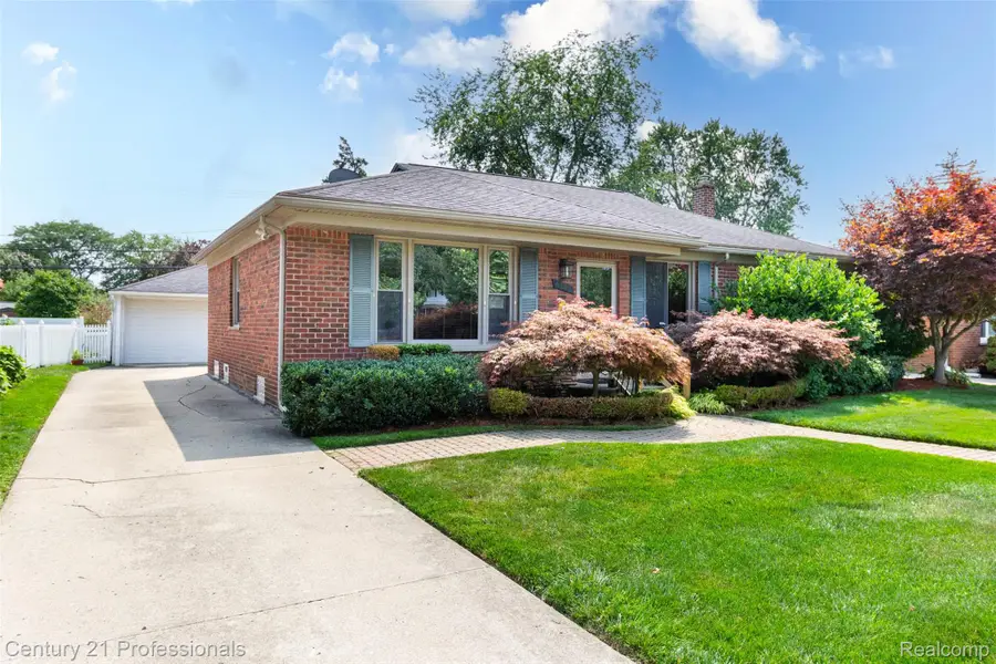 4133 Amherst Road, Royal Oak, MI 48073 - #2