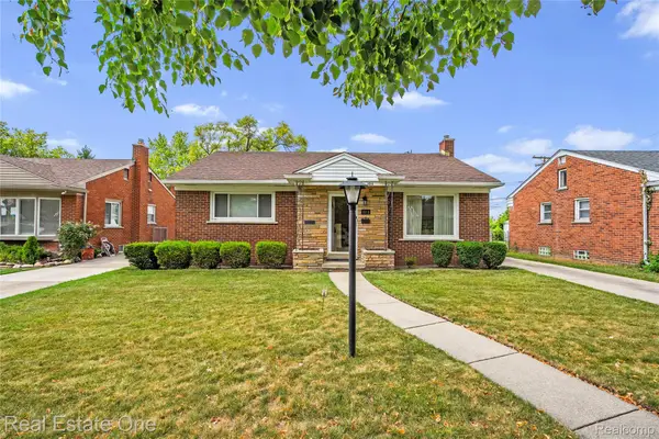 1016 Linden Street, Dearborn, MI 48124