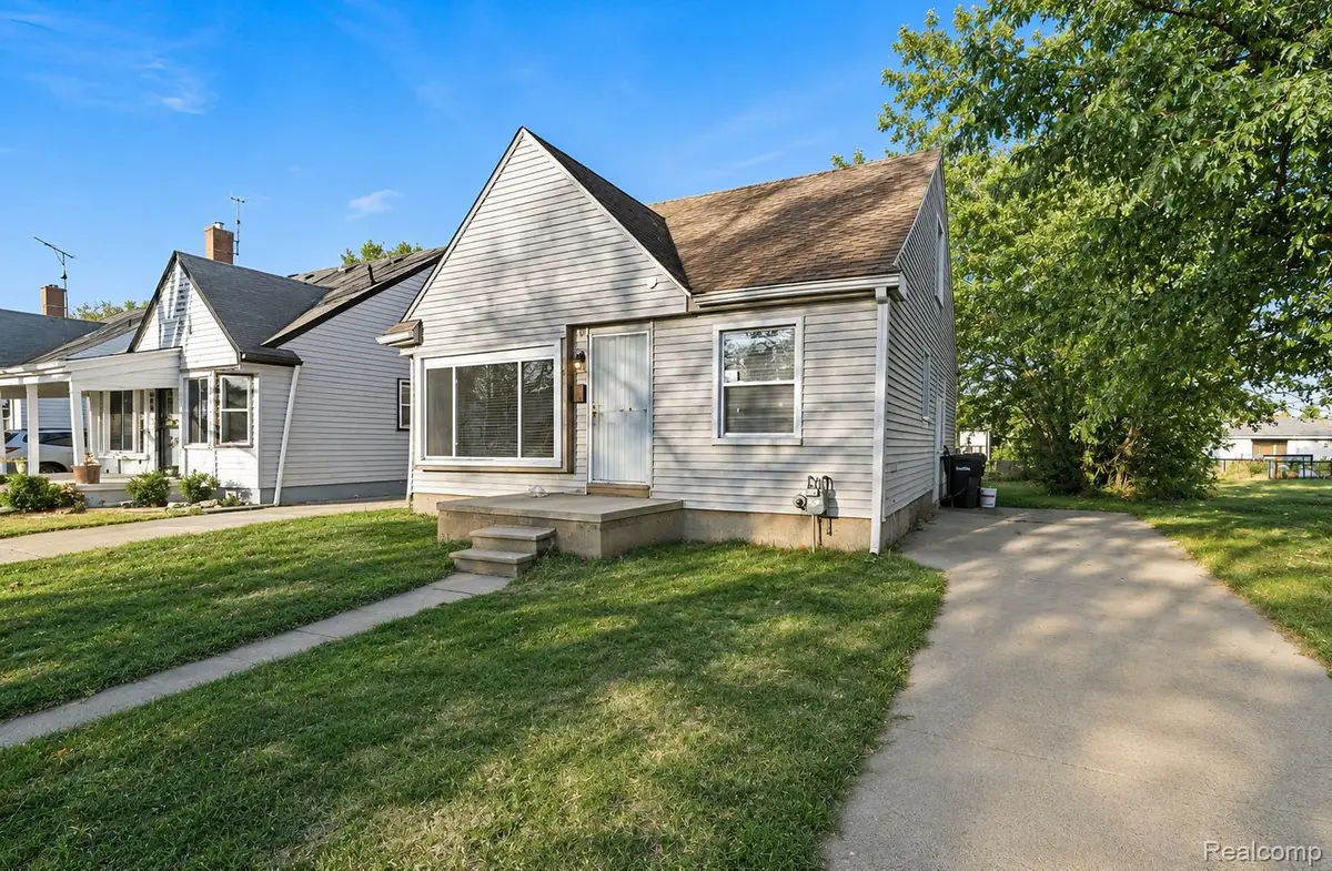 8615 Strathmoor Street, Detroit, MI 48228 - #1