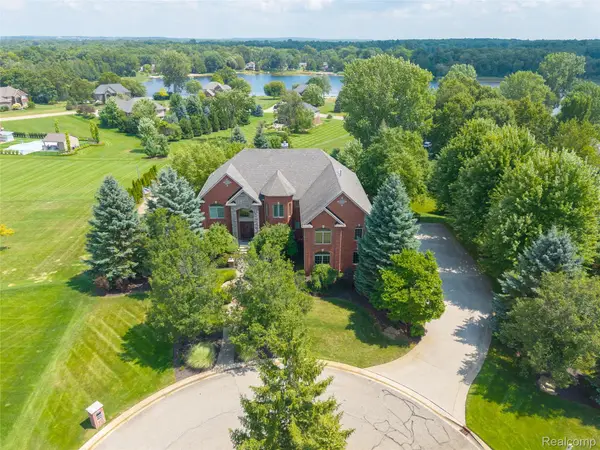 840 High View Court, Oxford, MI 48371