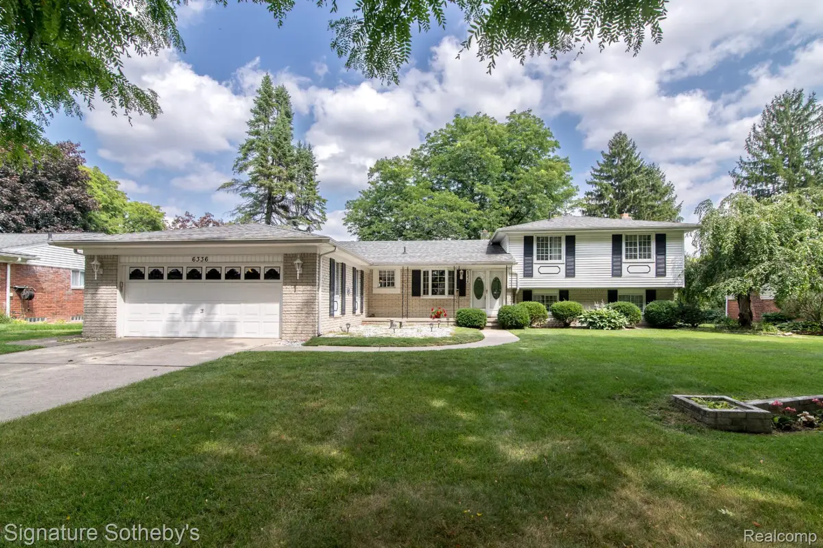 6336 Emerald Lake Drive, Troy, MI 48085 - #1