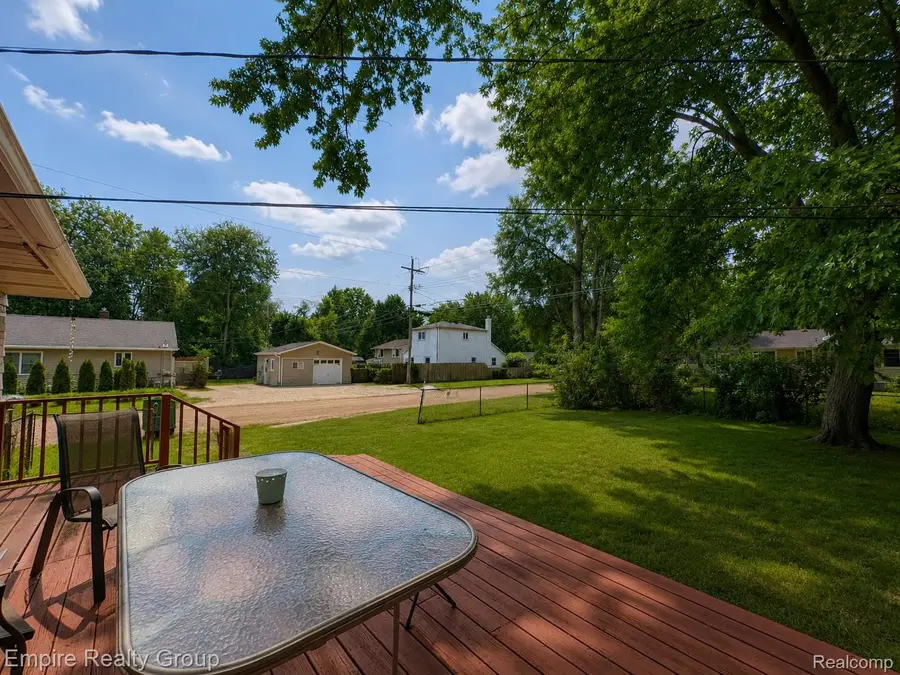 2997 Woodlawn Street, Commerce, MI 48390 - #3