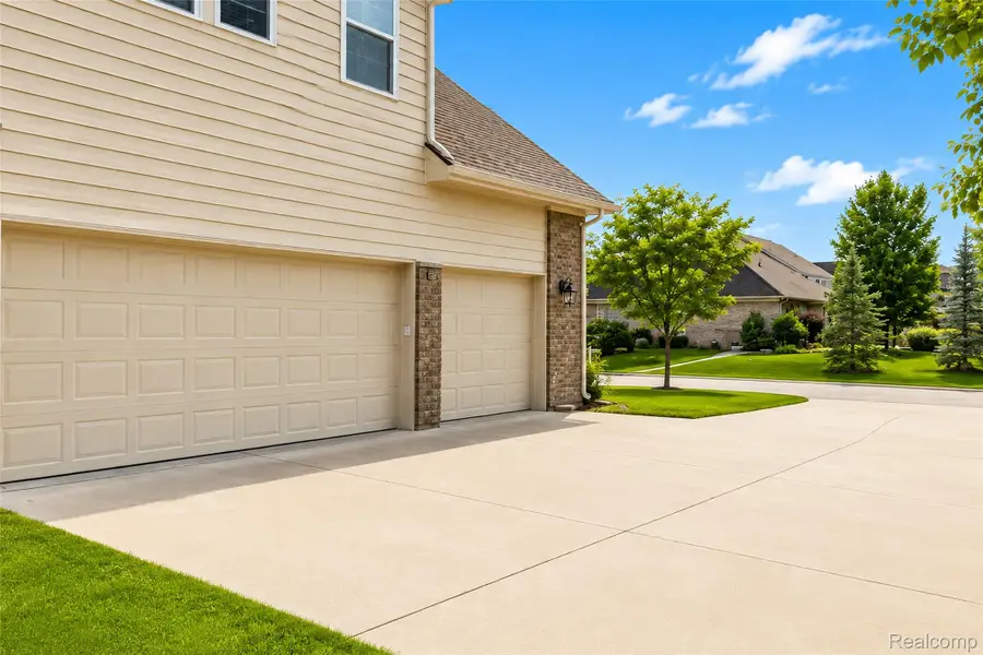 54908 N Grenelefe Circle W, Lyon, MI 48178 - #3