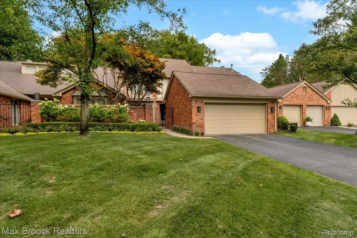 24138 Bingham Pointe Drive, Bingham Farms, MI 48025 - #1