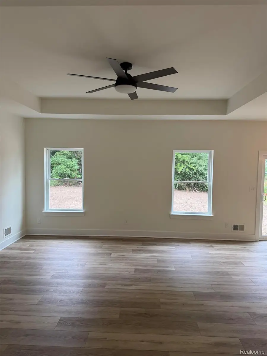 213 Mcfarland Street, Grand Blanc, MI 48439 - #2
