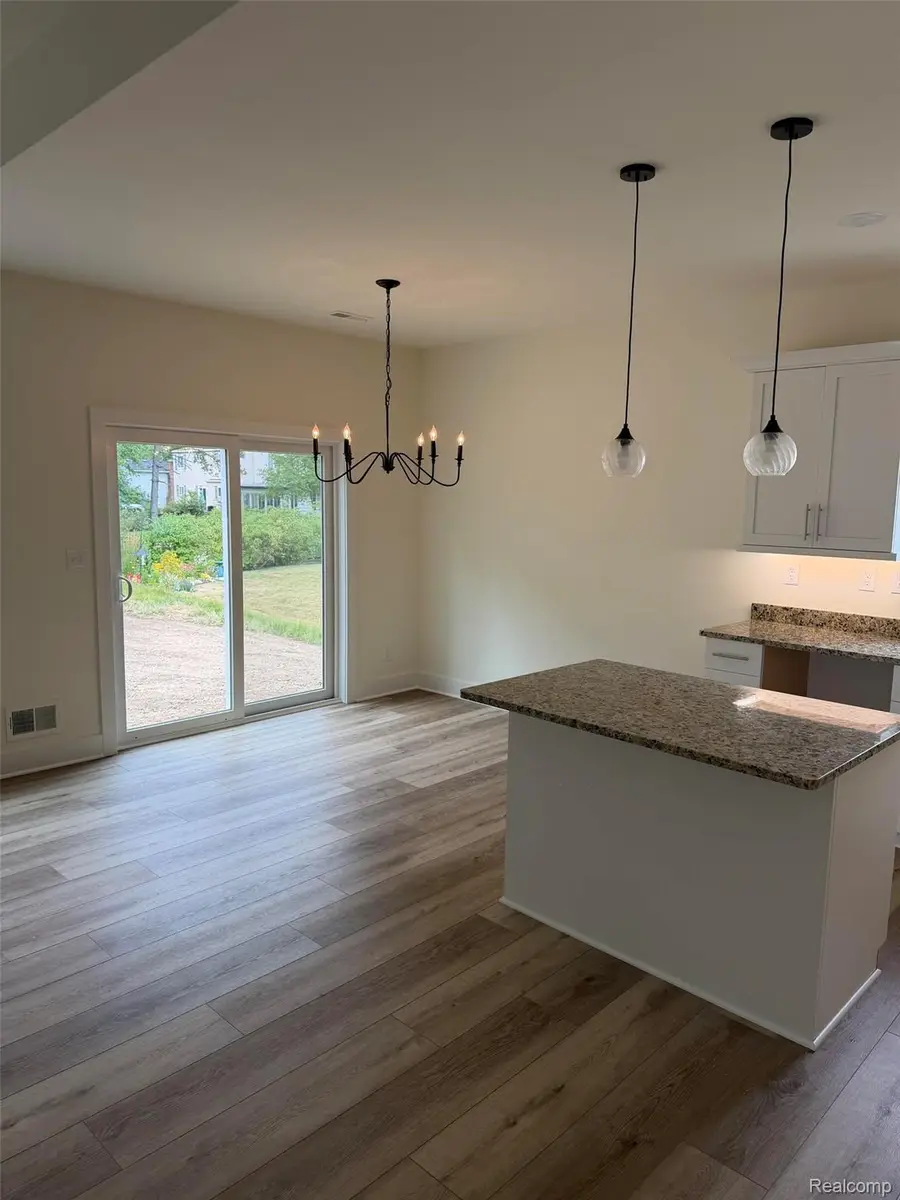 213 Mcfarland Street, Grand Blanc, MI 48439 - #3