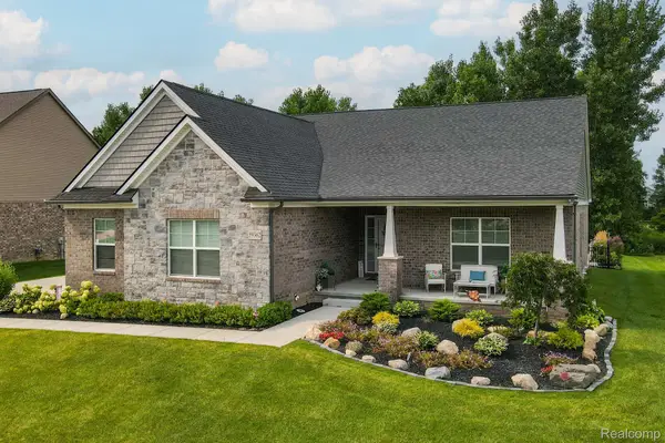59362 Deer Haven Drive, SouthLyon, MI 48178