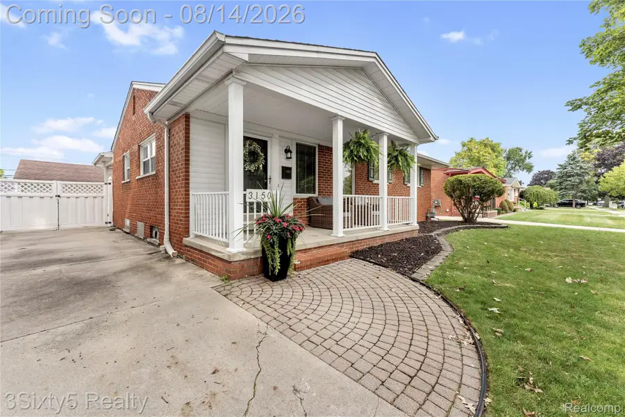 3150 Maxwell Street, Trenton, MI 48183 - #3