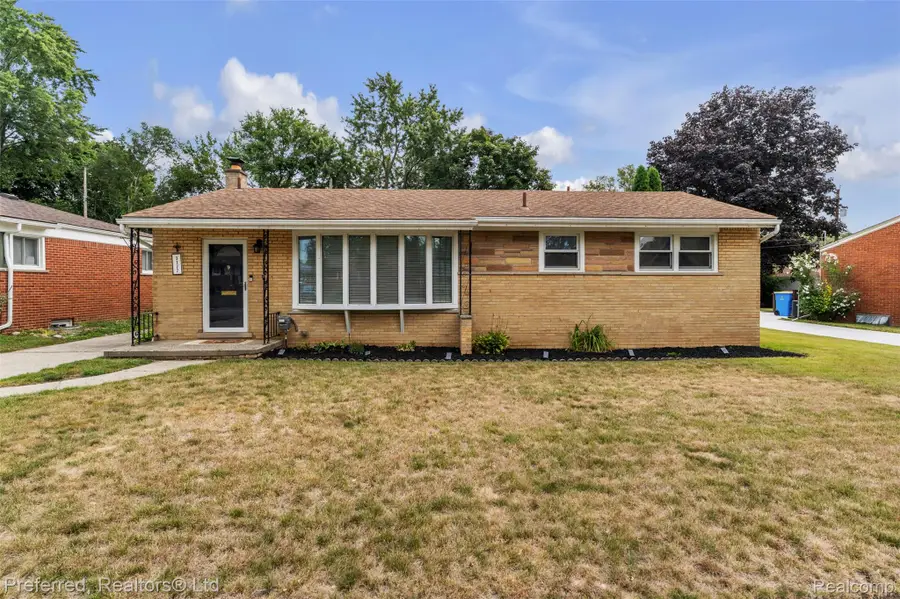 3177 Treadwell Street, Wayne, MI 48184 - #2