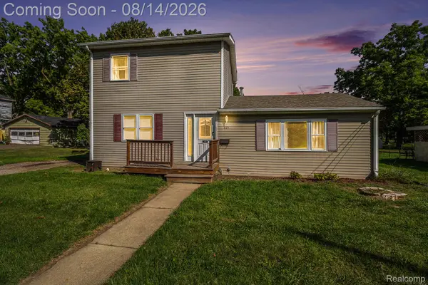 415 E Oliver Street, Corunna, MI 48817
