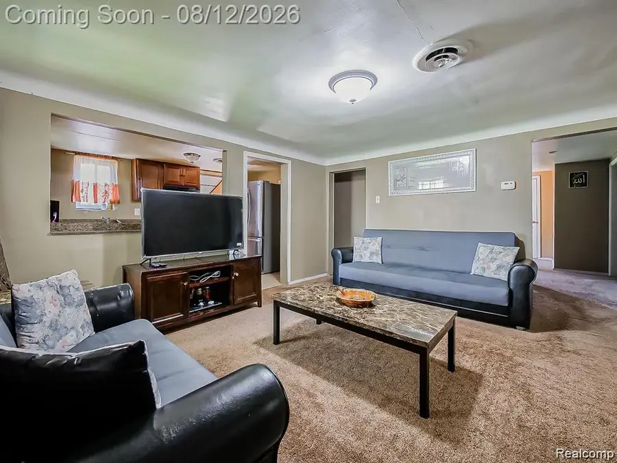 8320 Nightingale Street, Dearborn Heights, MI 48127 - #2