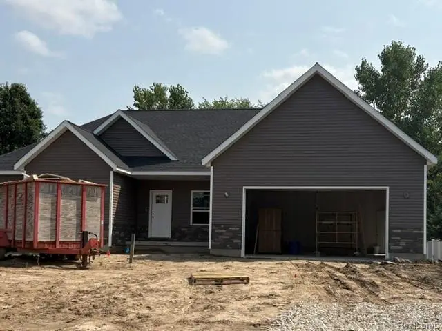 4851 Castlewood, Kimball, MI 48074 - #1