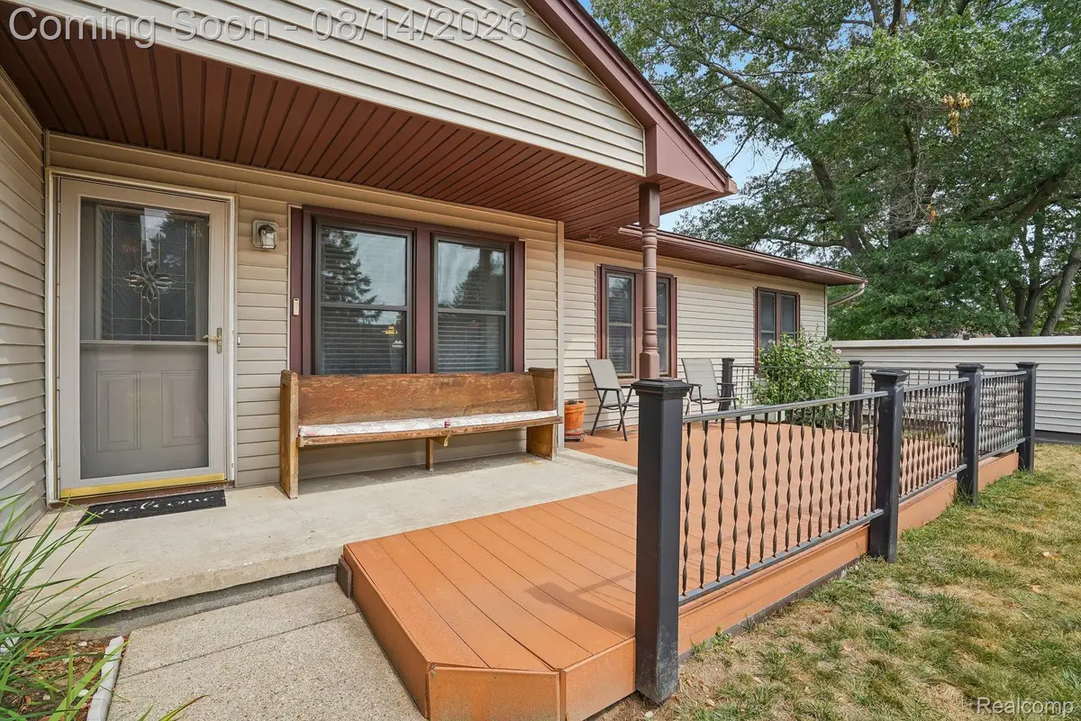 7812 Oakland Place, Waterford, MI 48327 - #1