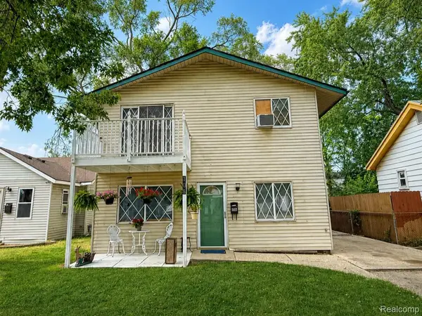 108 W Morehouse Avenue, HazelPark, MI 48030