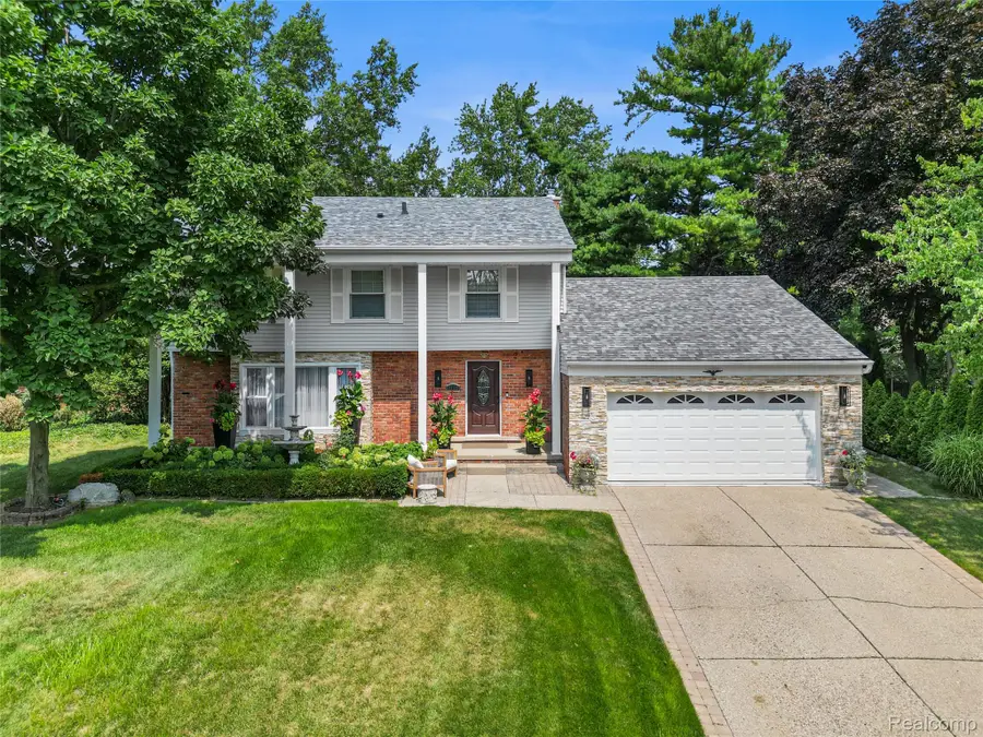 3325 Newgate Drive, Troy, MI 48084 - #2