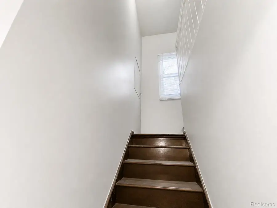 19447 Huntington Road, Detroit, MI 48219 - #3