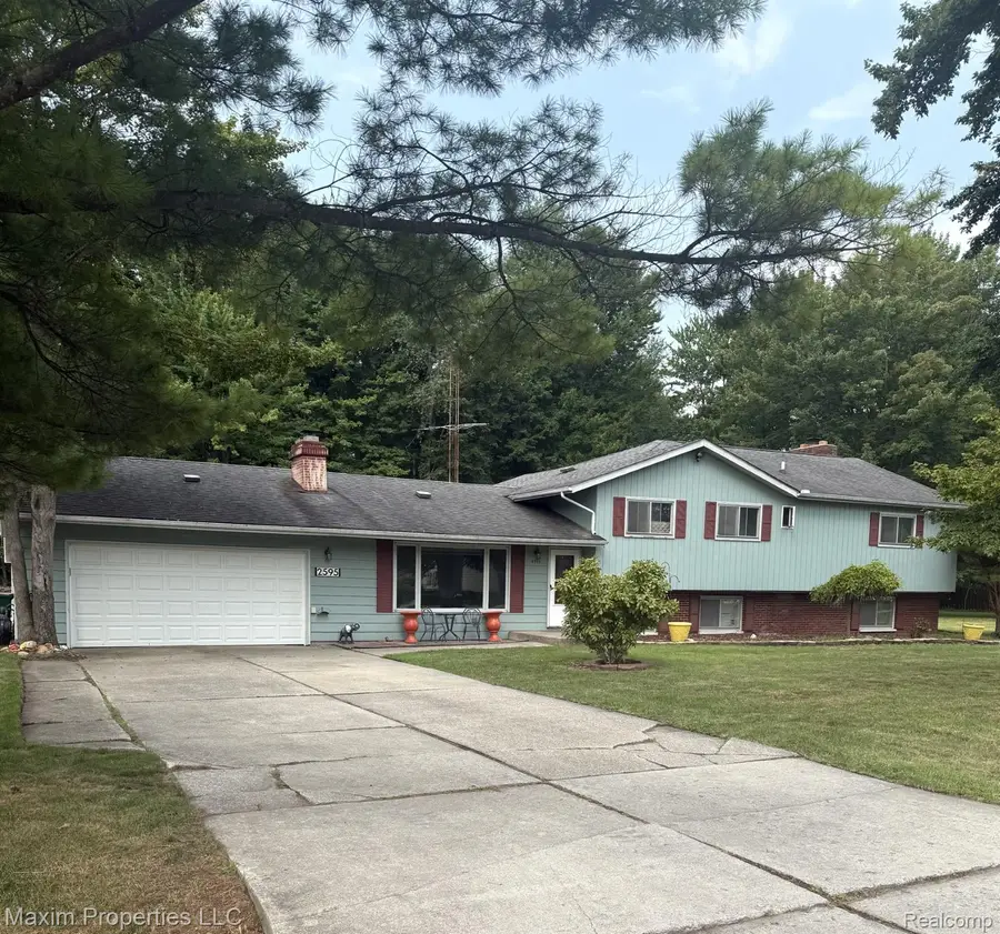 2595 Evergreen Lane, Port Huron, MI 48060 - #2