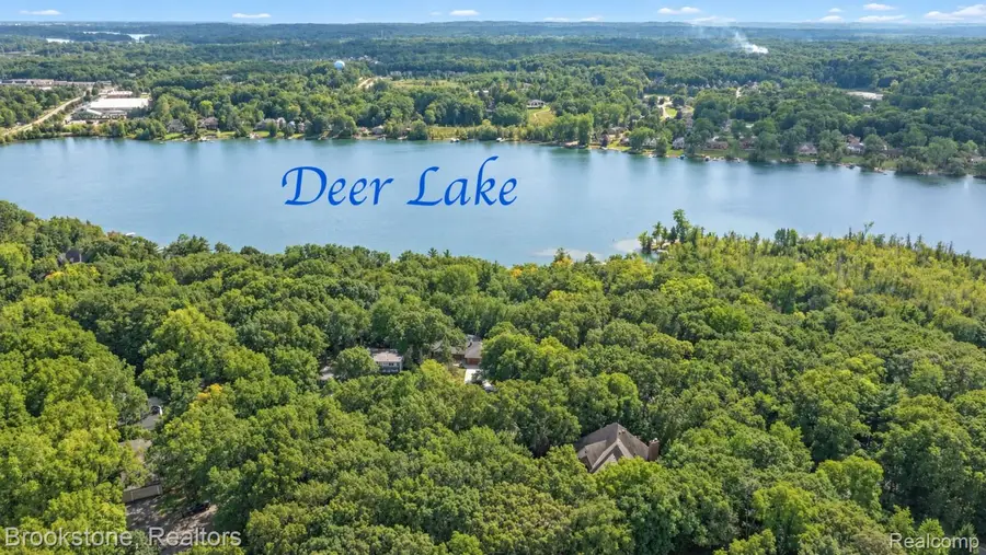 7210 Scenic Ridge, Clarkston, MI 48346 - #2