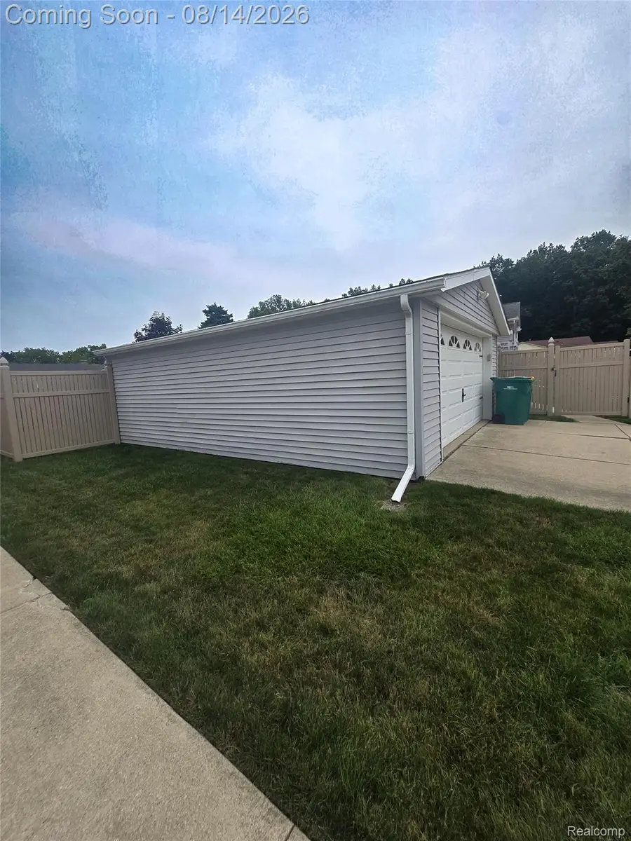 22792 Armstrong Avenue, Brownstown, MI 48193 - #3