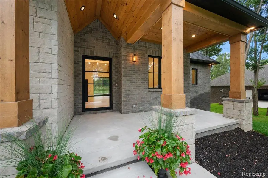 1059 Iroquois Trail, Oxford, MI 48371 - #3