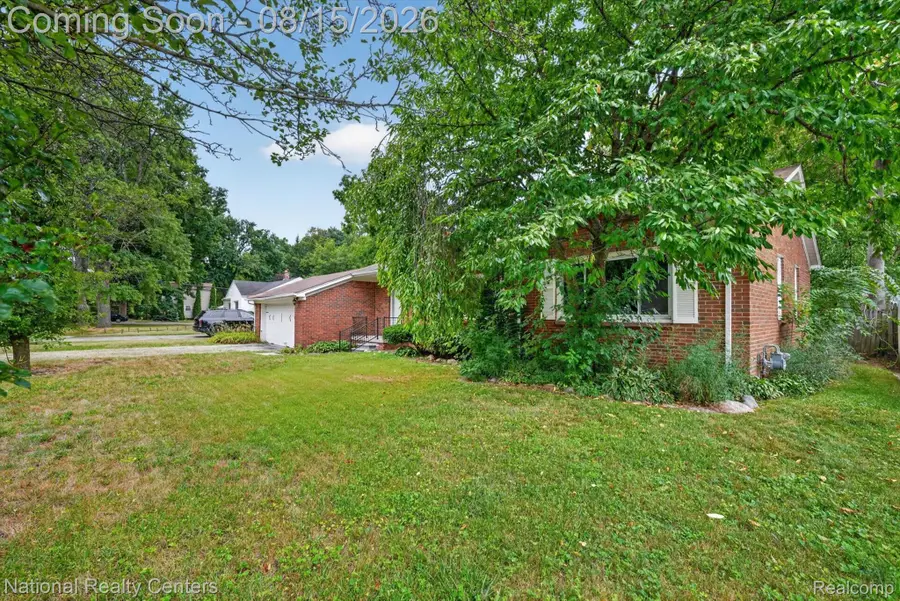 19919 Gaylord, Redford, MI 48240 - #2