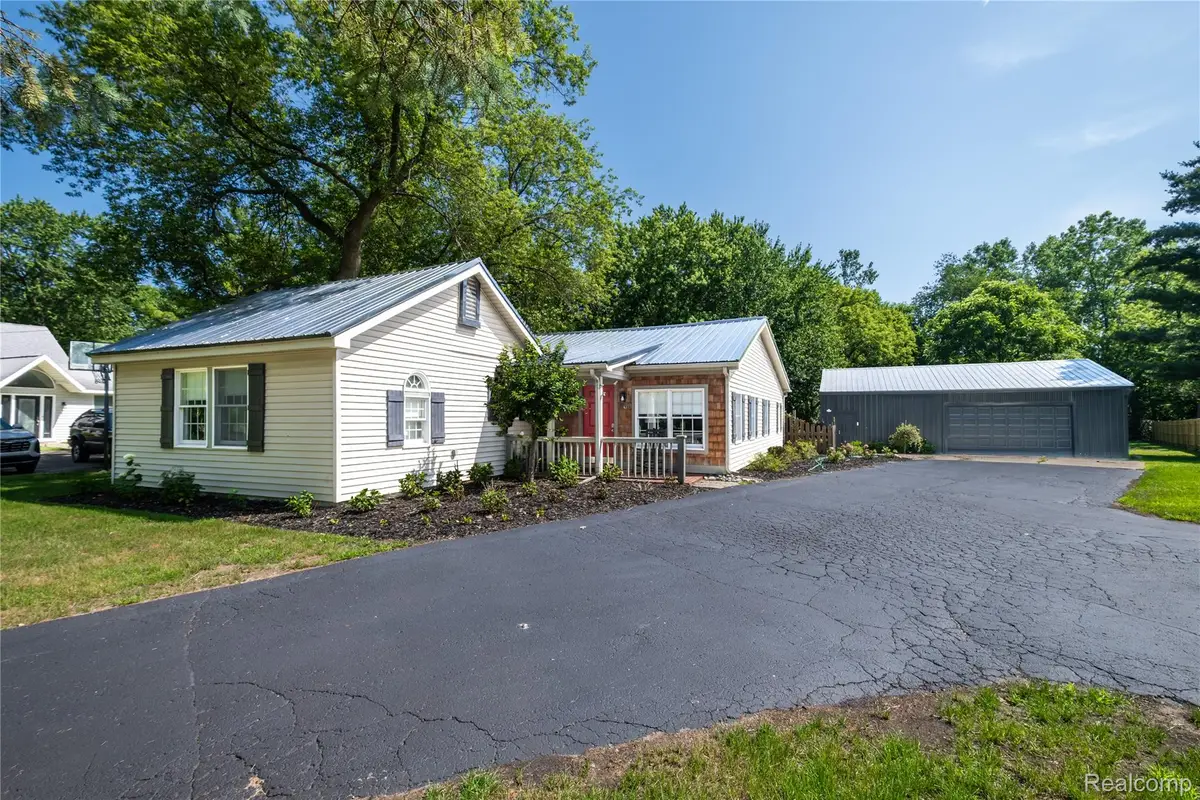 308 N Seymour Road, Flushing, MI 48433 - #1