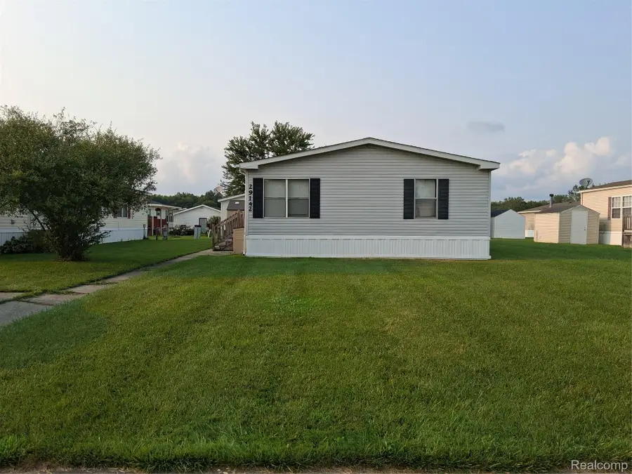 29142 Rosewood Street, Huron, MI 48134 - #2