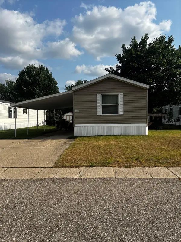 4440 Overlook Terrace Se, Kentwood, MI 49512