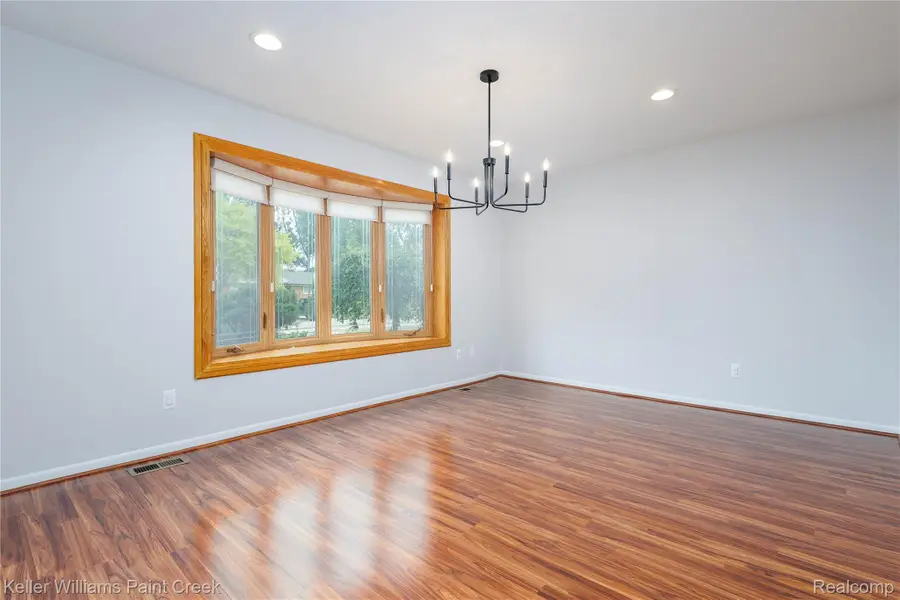 14271 Elgin Street, Oak Park, MI 48237 - #3