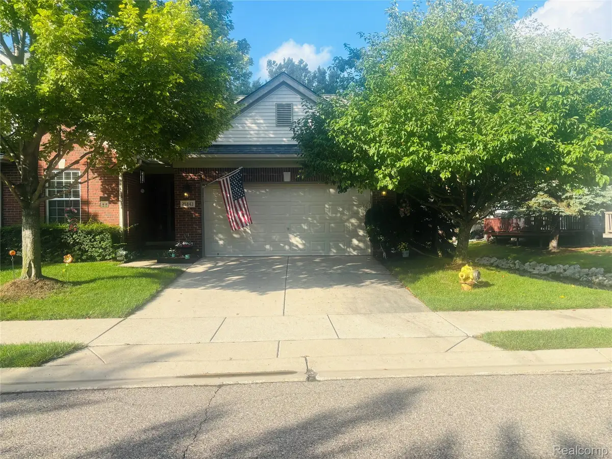 25843 Ashby Drive, Harrison Township, MI 48045 - #1