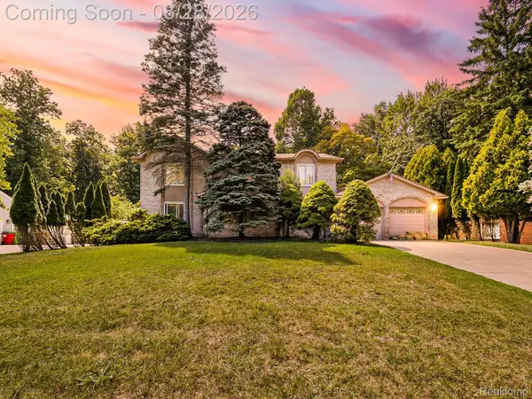 6052 Glen Eagles Drive, WestBloomfield, MI 48323