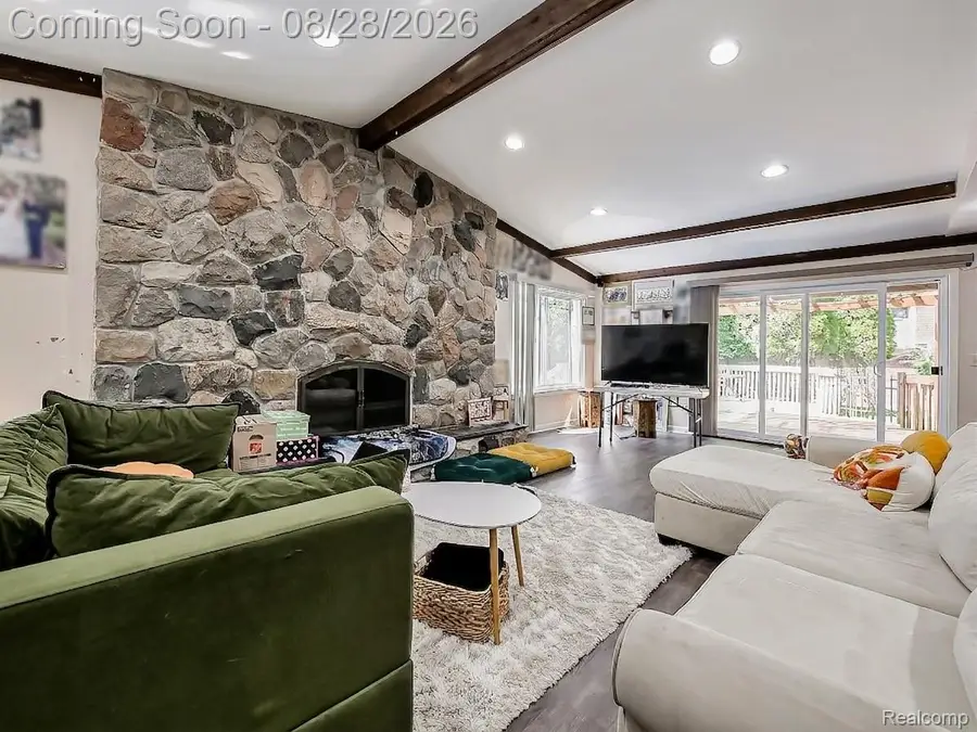 6052 Glen Eagles Drive, West Bloomfield, MI 48323 - #2