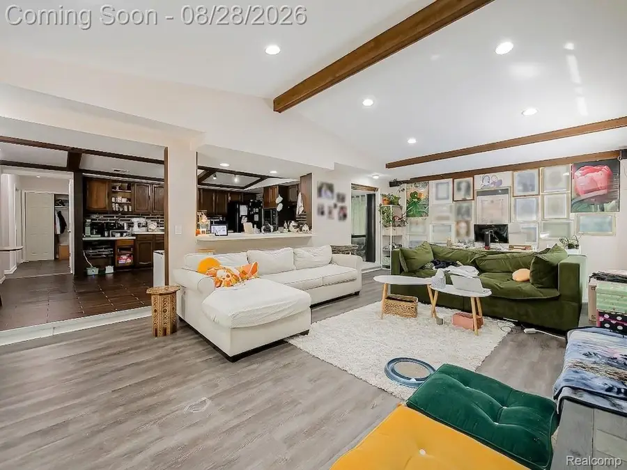 6052 Glen Eagles Drive, West Bloomfield, MI 48323 - #3