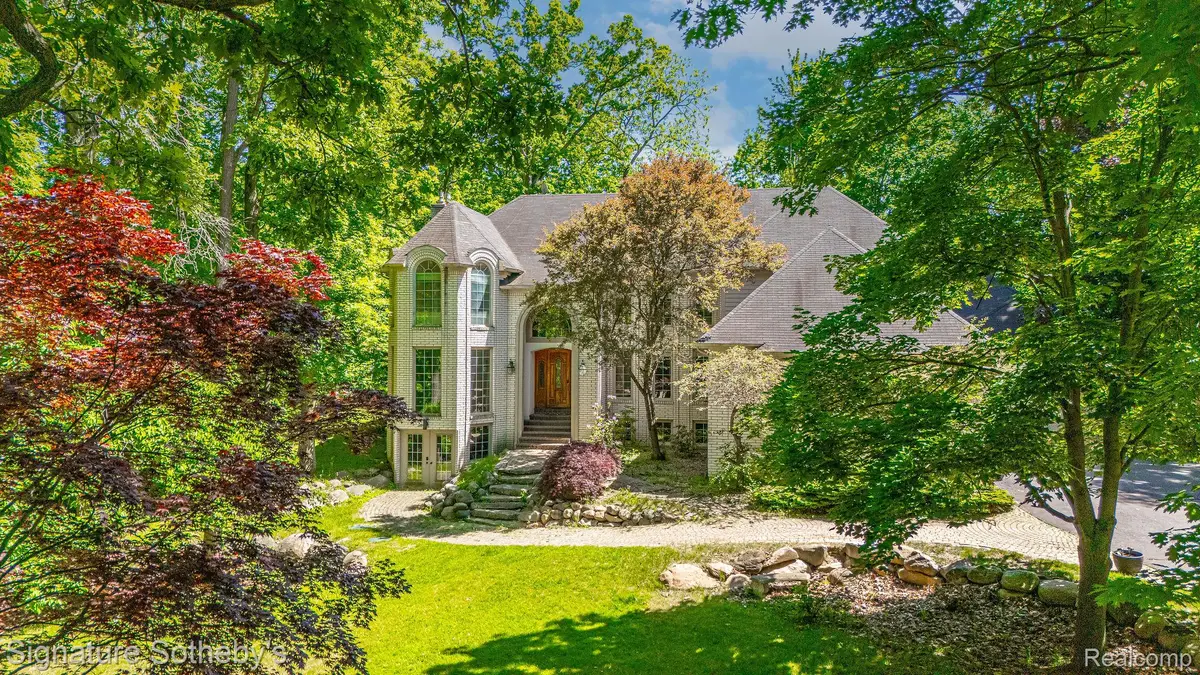 2855 Cranbrook Ridge Court, Oakland, MI 48306 - #1
