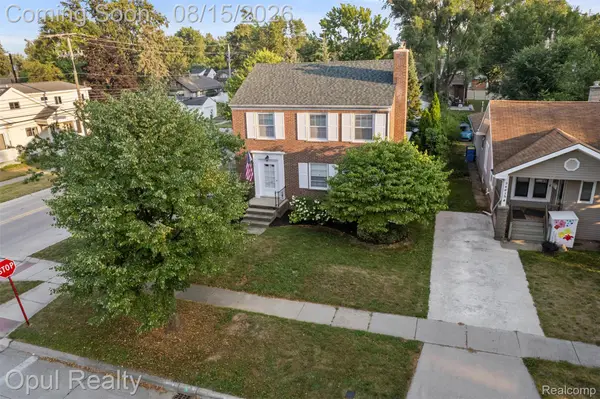 34805 Chestnut Street, Wayne, MI 48184