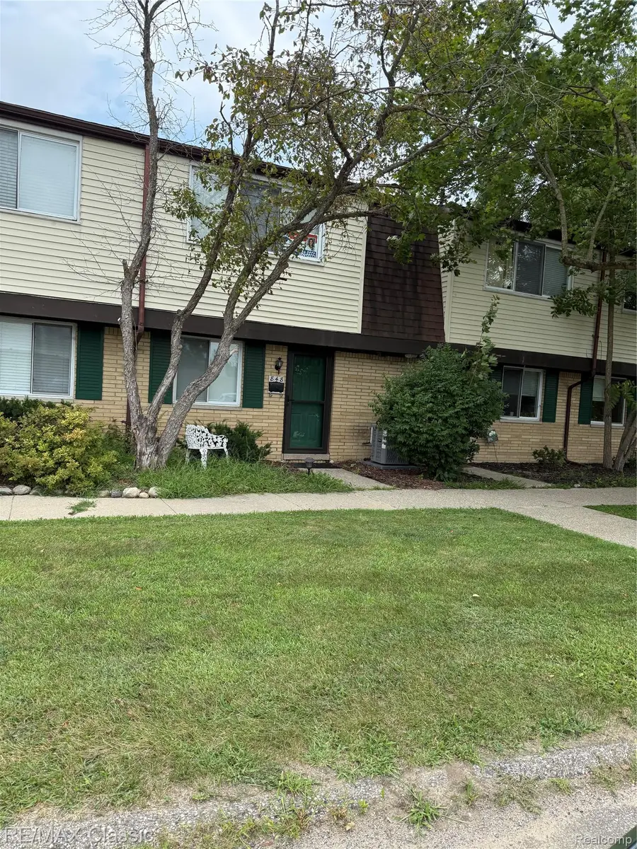 848 N Main Street, Milford, MI 48381 - #3