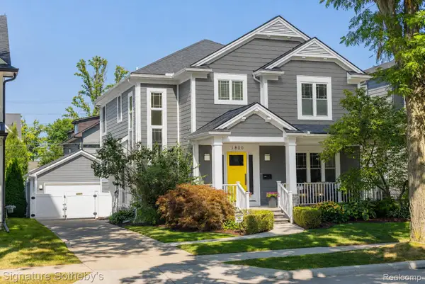 1800 Henrietta Street, Birmingham, MI 48009