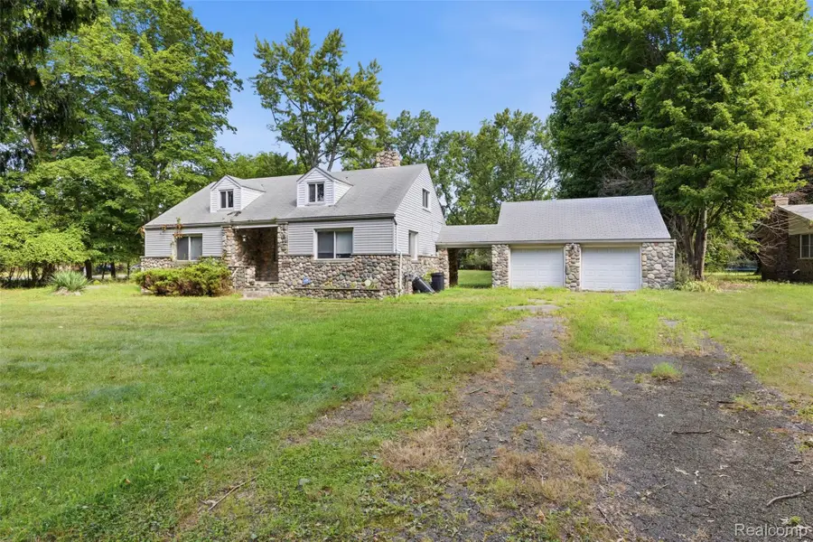 25774 Forestview Drive, Southfield, MI 48033 - #2