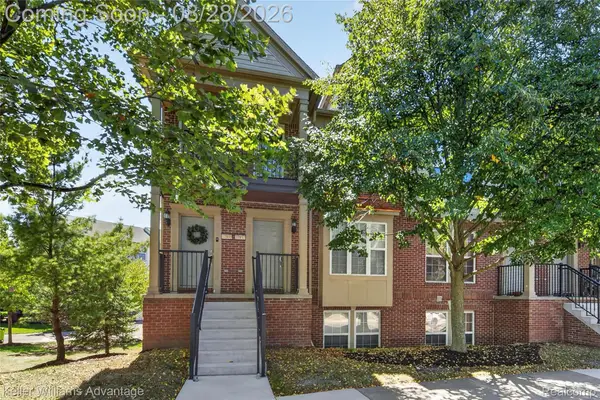 27935 Hopkins Drive, Novi, MI 48377
