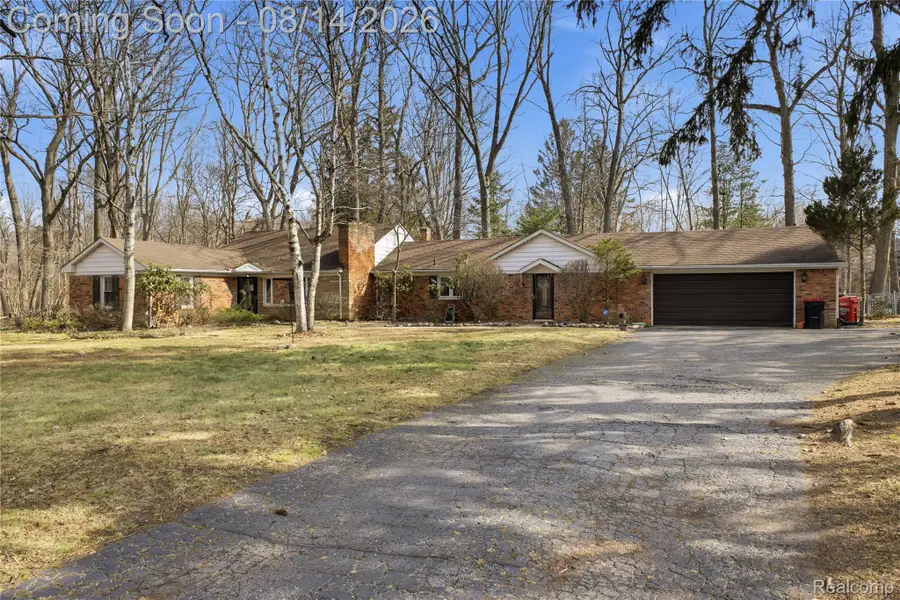 23640 Oak Glen Drive, Southfield, MI 48033 - #2