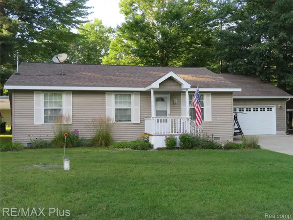 10369 W Higgins Lake Drive, Roscommon, MI 48653