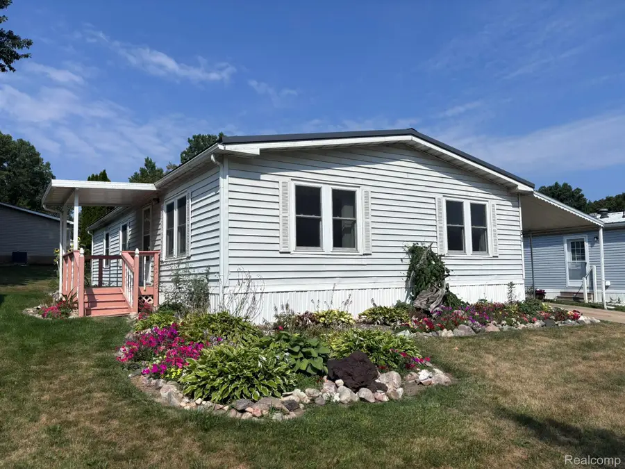 31 Saddle Creek Dr., Attica, MI 48412 - #2