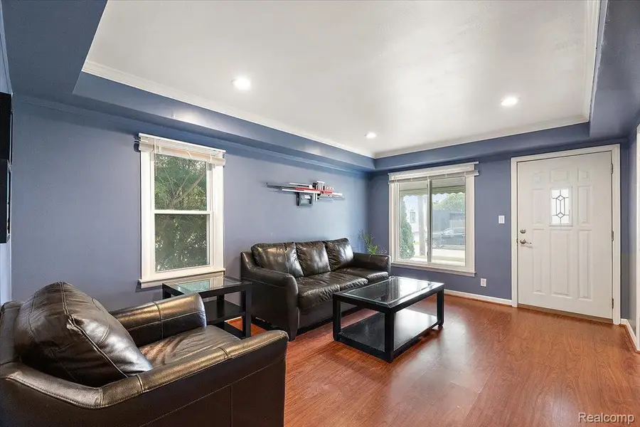 555 Donald Avenue, Clawson, MI 48017 - #3