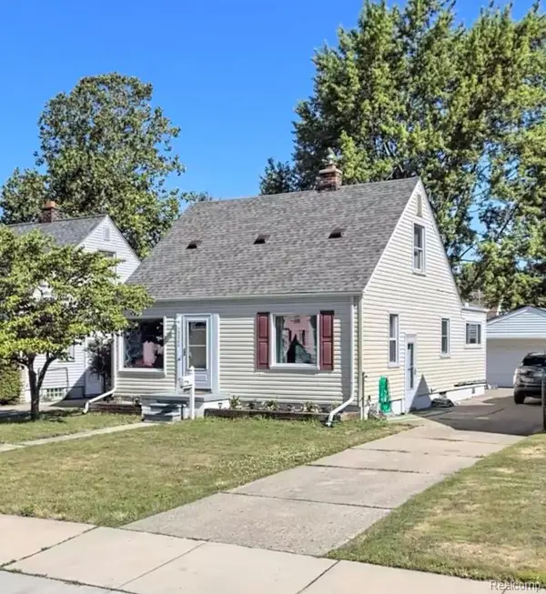 25266 Andover Drive, DearbornHeights, MI 48125