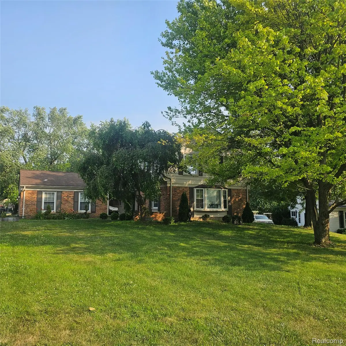 716 Weybridge Drive, Bloomfield, MI 48304 - #1