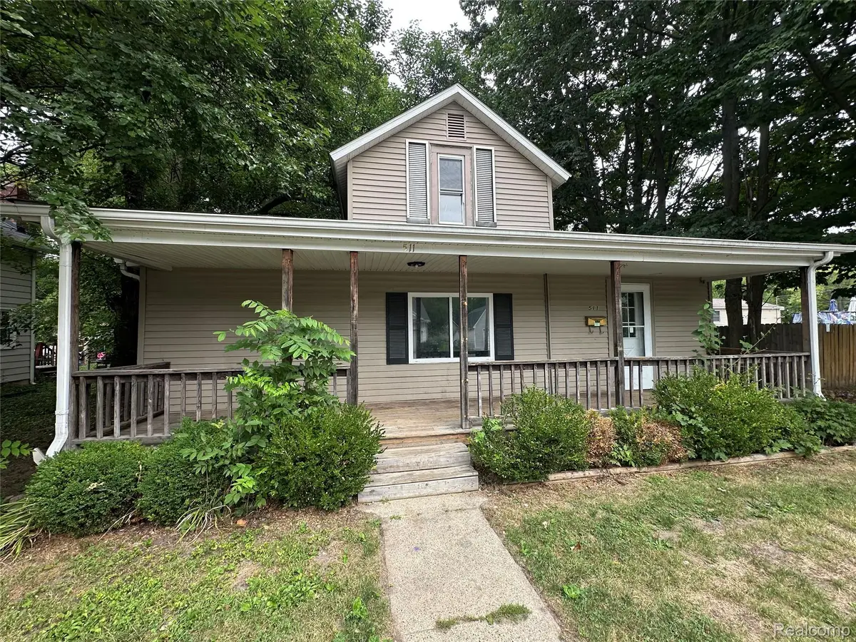 511 Riggs Street, Fenton, MI 48430 - #1