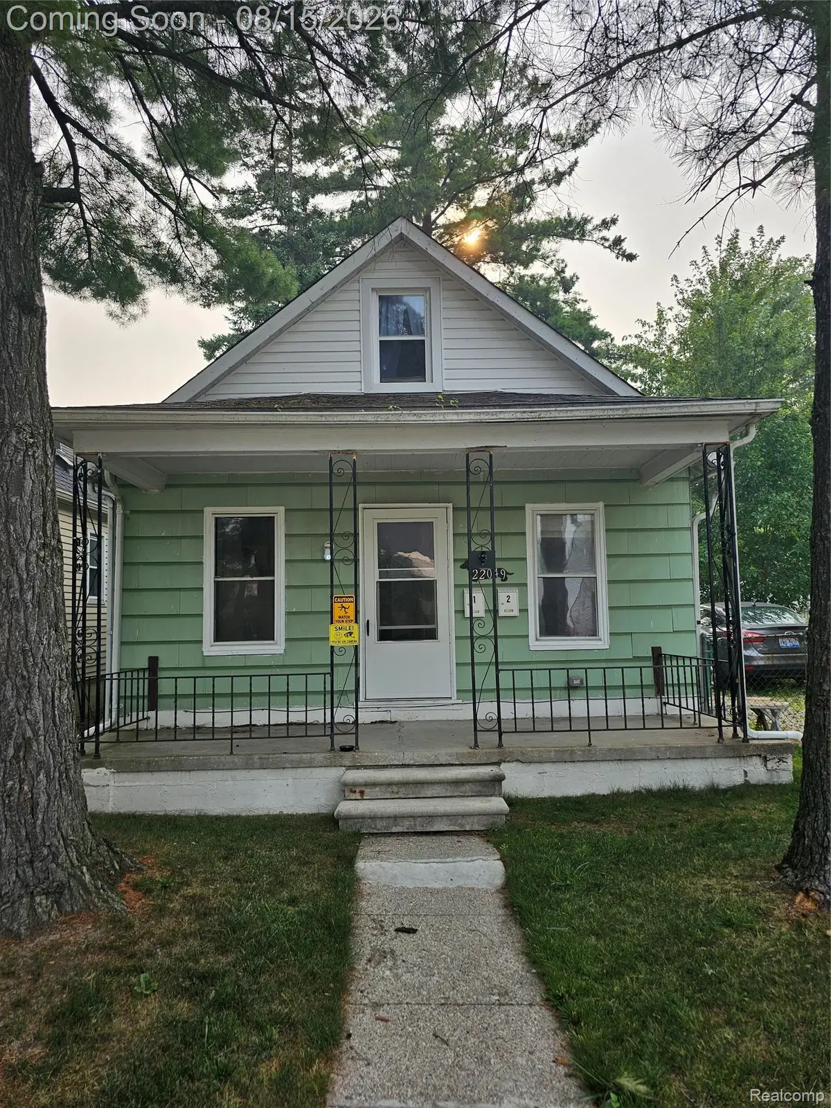 22049 Cushing Avenue, Eastpointe, MI 48021 - #1