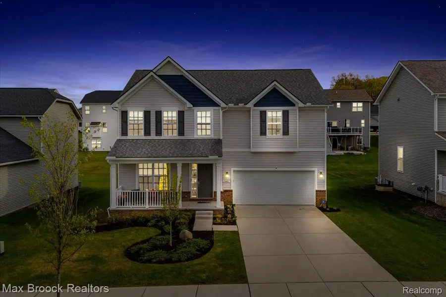 8401 Sharon Drive, White Lake, MI 48386 - #2