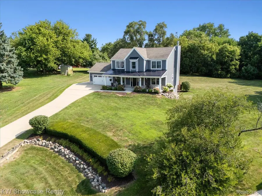 8857 Meadow Farm Drive, Brighton, MI 48116 - #2