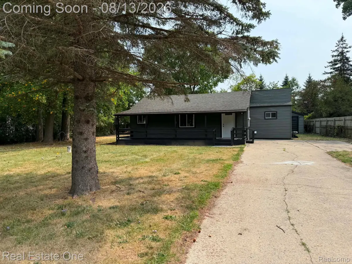 2453 Clarice Avenue, Burton, MI 48519 - #1